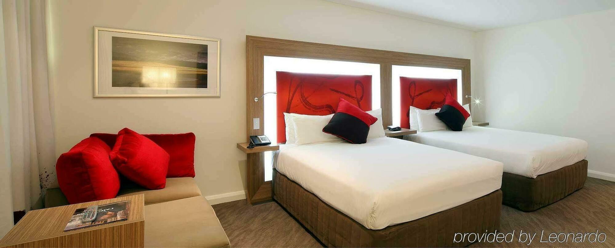 Novotel Sydney West Hq Rooty Hill Eksteriør billede