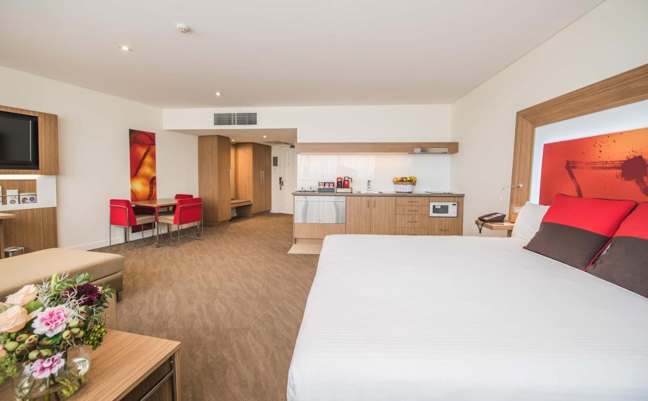 Novotel Sydney West Hq Rooty Hill Eksteriør billede