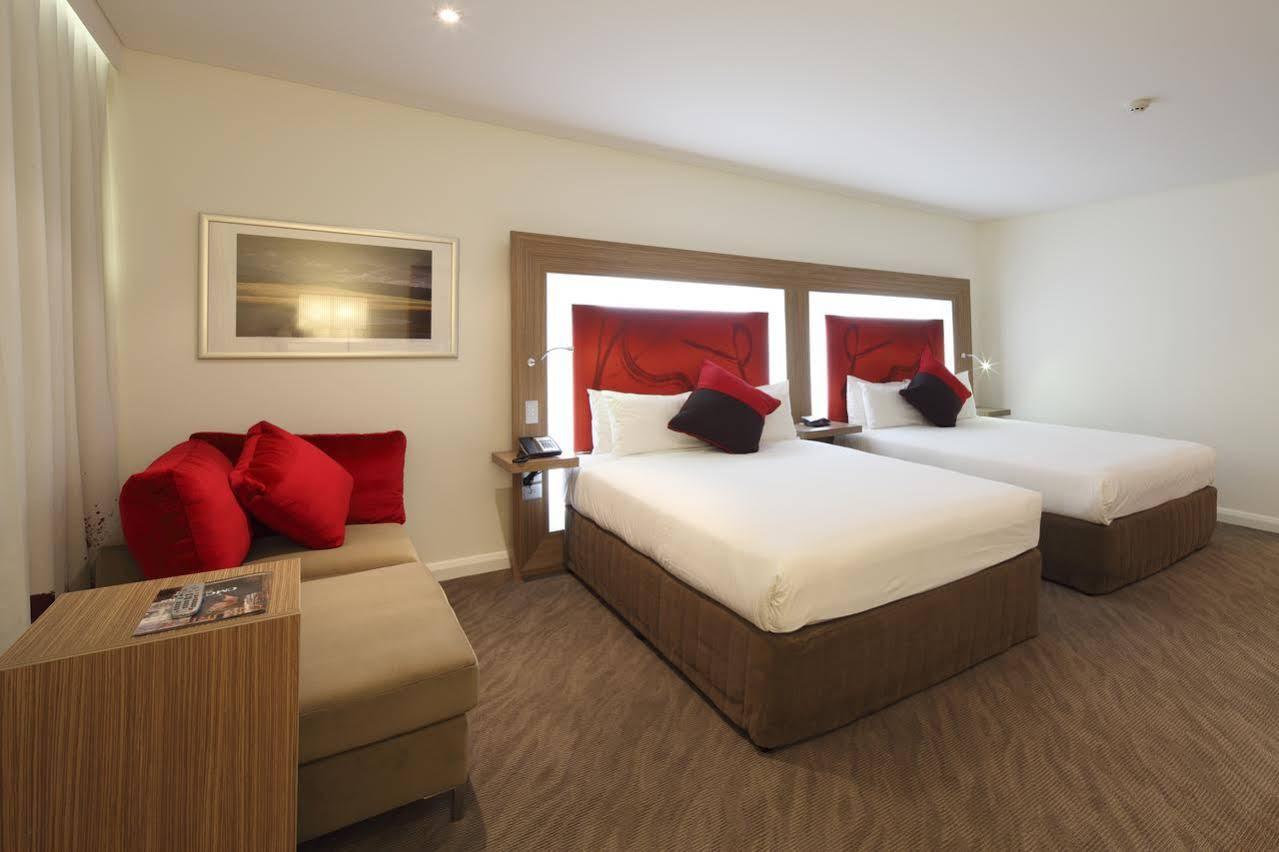 Novotel Sydney West Hq Rooty Hill Eksteriør billede